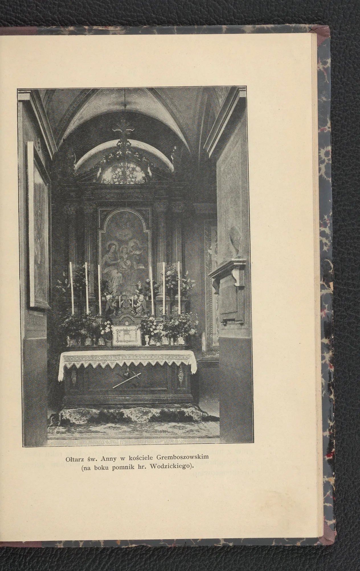 Rycina — ołtarz św. Anny z pomnikiem hr. Wodzickiego (Bojko 1911)
