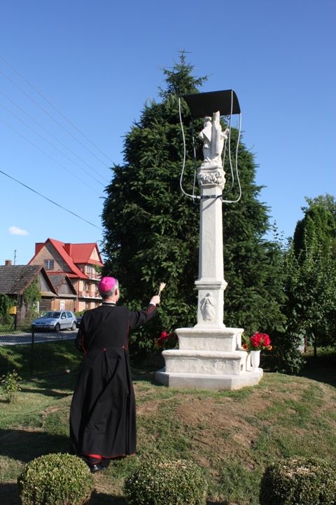 Figura przydrożna w Kozłowie (1734) — fotografia 2 z galerii Urzędu Gminy Gręboszów
