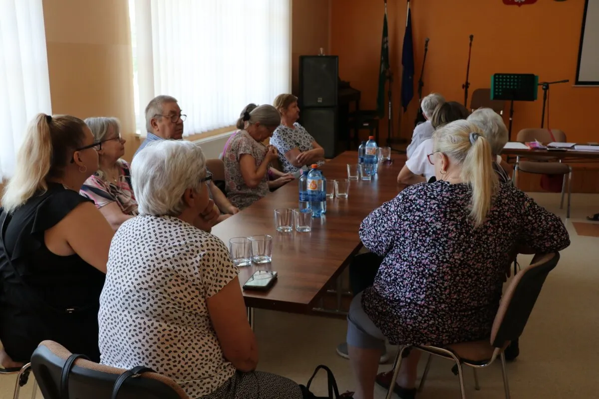 Spotkanie międzypokoleniowe w GCKiCz w Gręboszowie