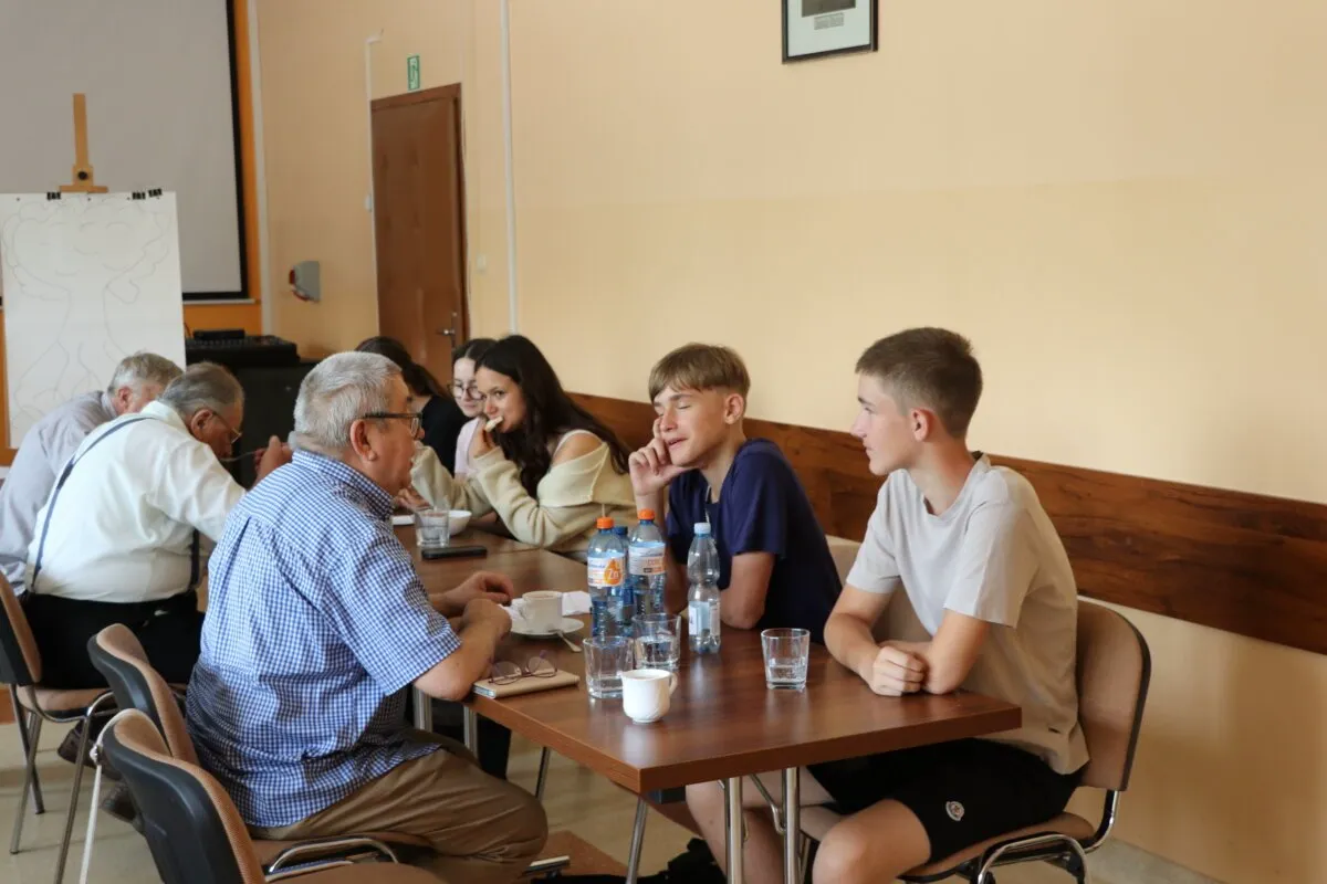 Spotkanie międzypokoleniowe w GCKiCz w Gręboszowie