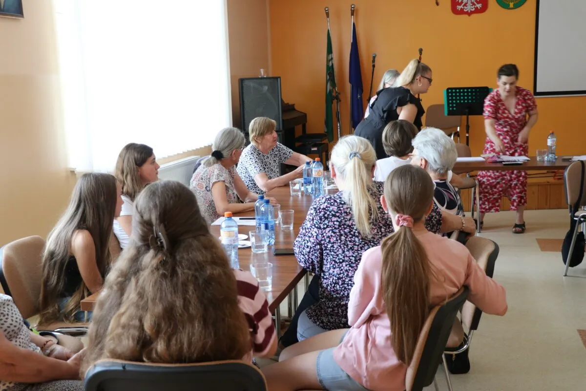 Spotkanie międzypokoleniowe w GCKiCz w Gręboszowie